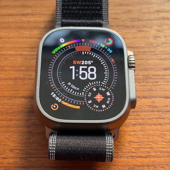 Apple Watch Ultra Titanium - Picture 1 of 11
